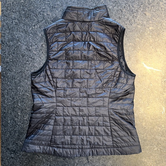 Women’s Patagonia black NanoVest size M - Picture 3 of 5